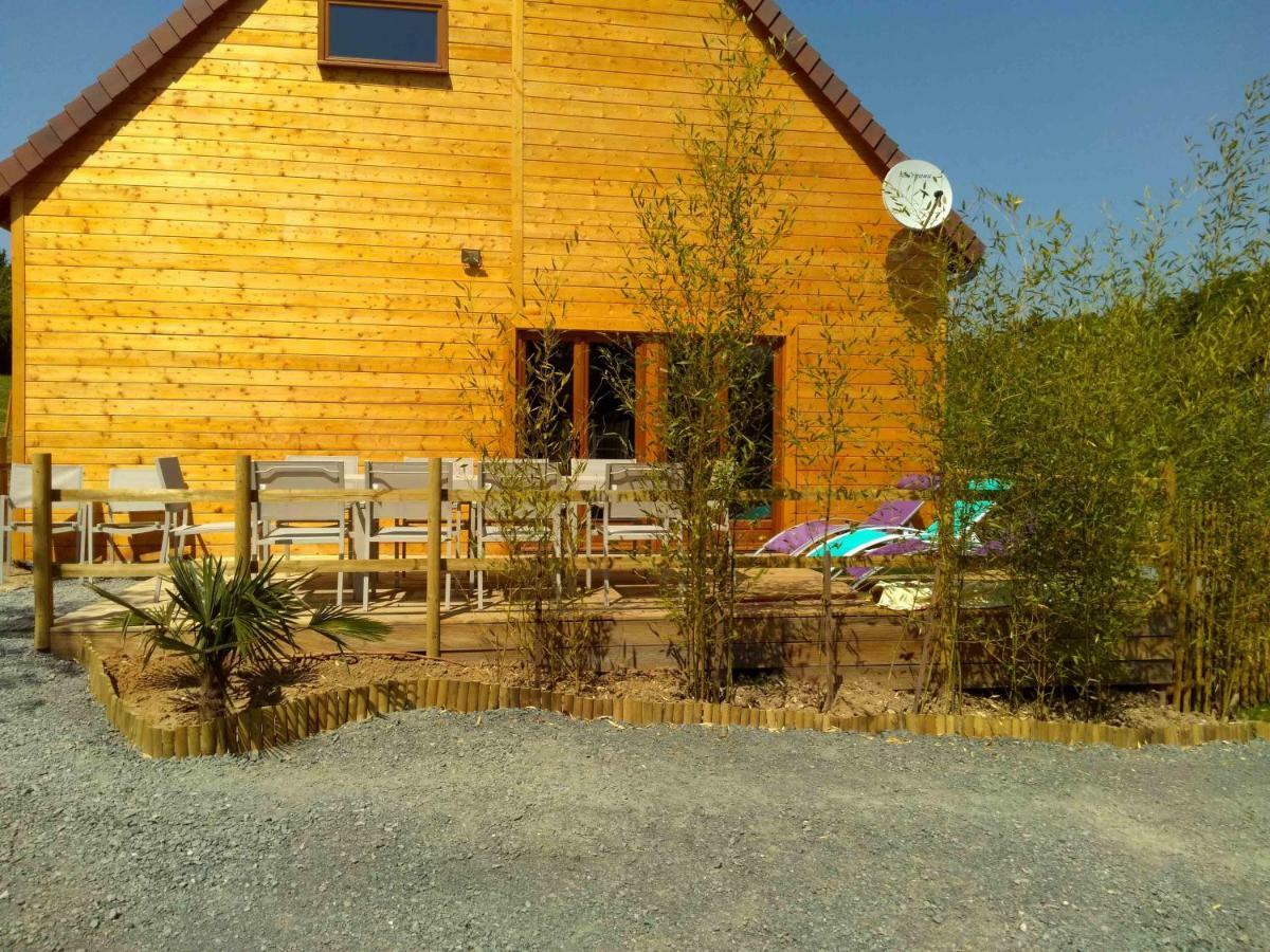 Five-Bedroom House,863681126:JPEG